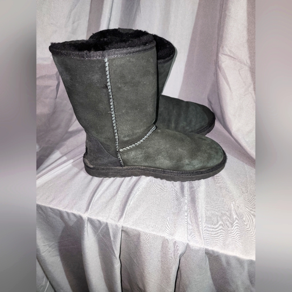 Classic  Uggs